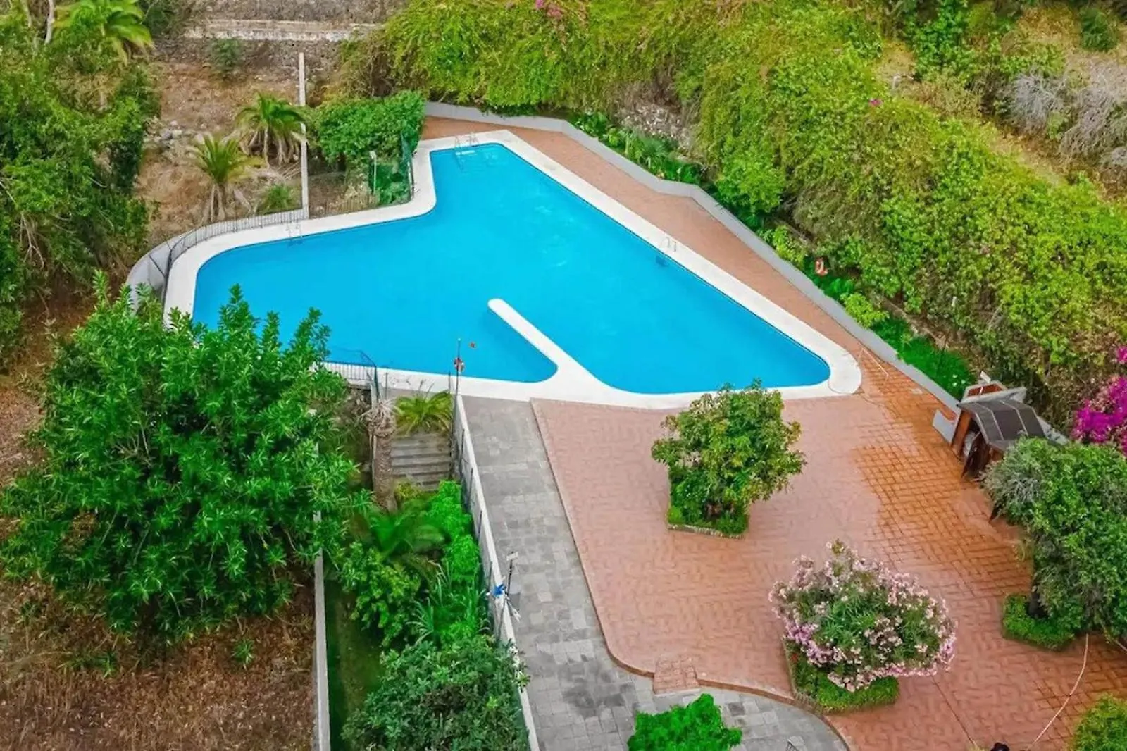 Modernes Appartment Mit Bergblick Und Grossen Pool 拉克鲁斯 西班牙