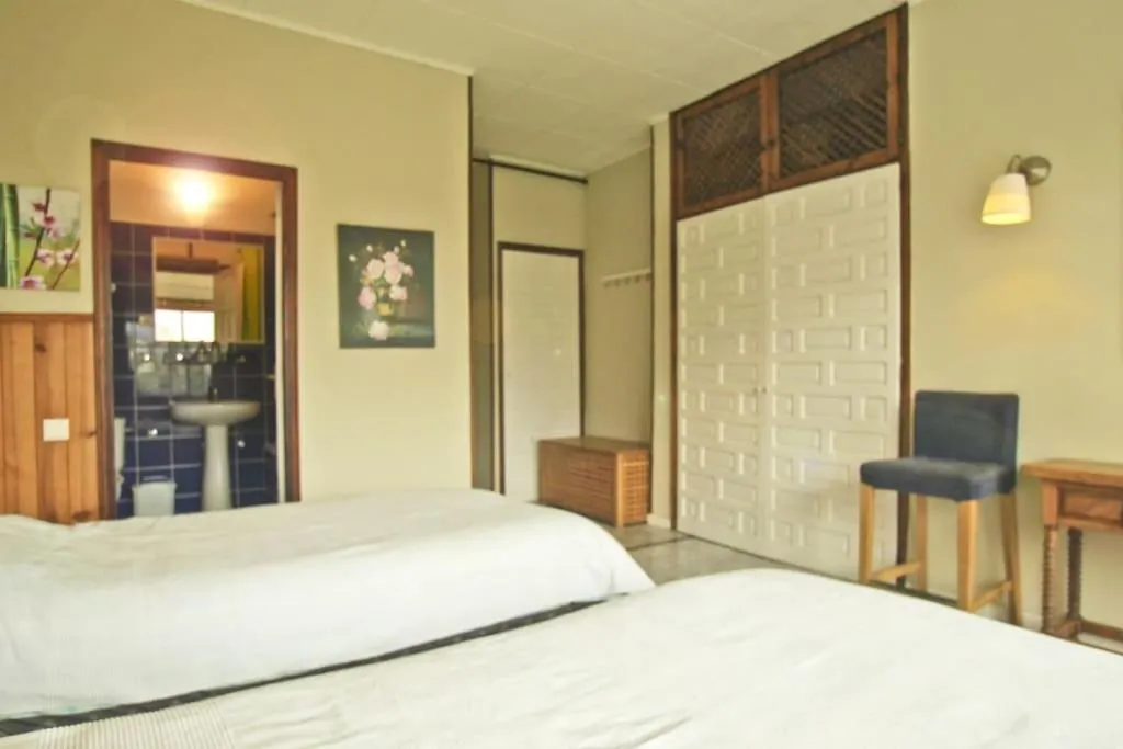 公寓 Modernes Appartment Mit Bergblick Und Grossen Pool 拉克鲁斯
